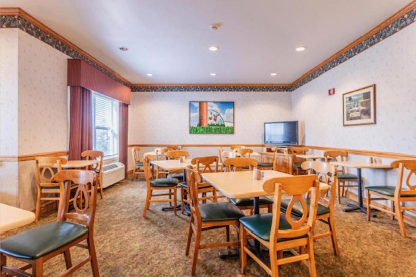Lancaster Inn & Suites Manheim Exterior foto